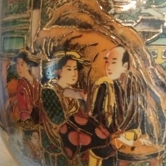 Vintage Royal Satsuma Large 11 Inch Porcelain Deco Egg With Stand - Picture 3 of 7